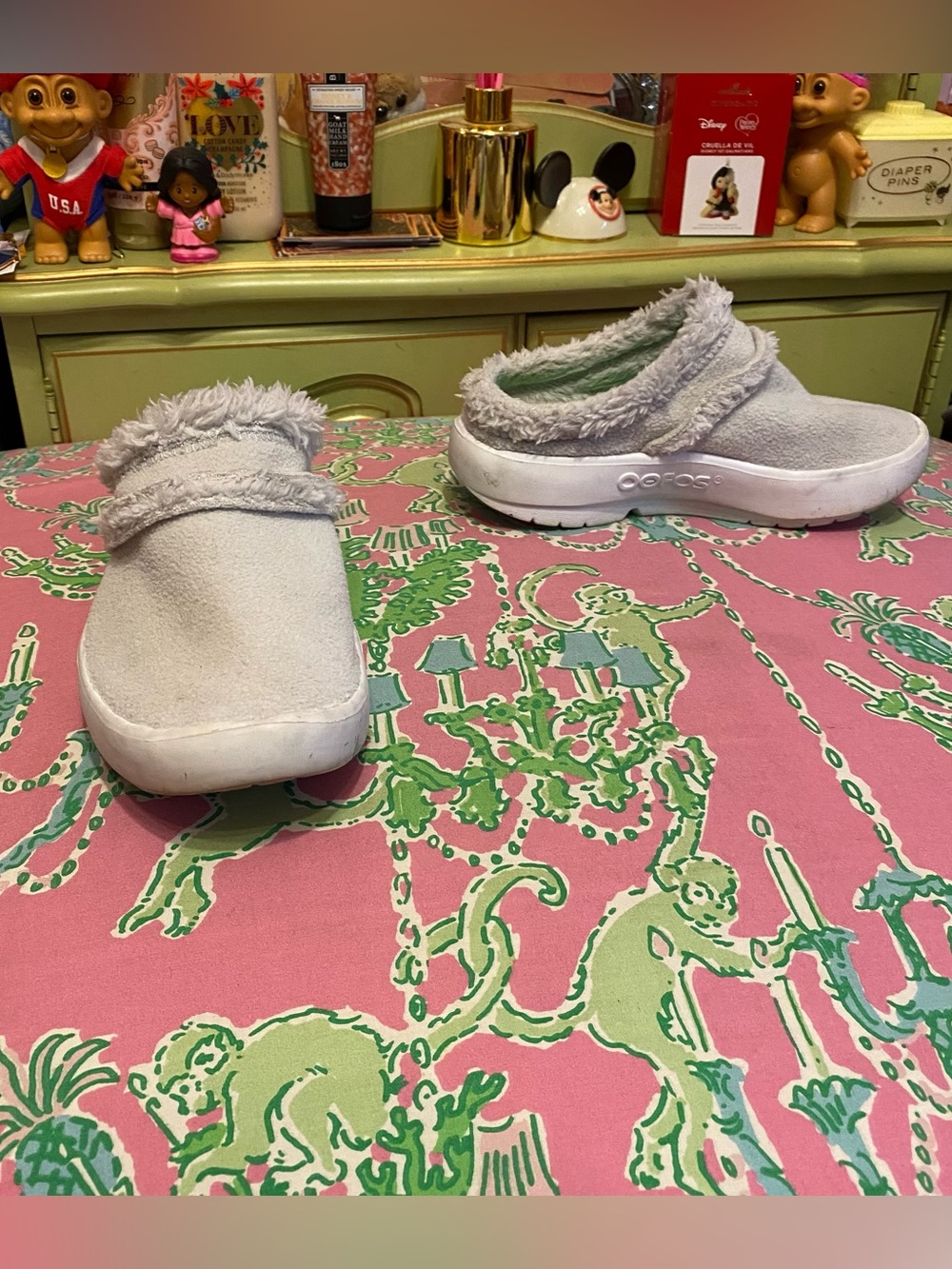 OOFOS Gray OOcoozie Slip-on Clog Mule shoes size 5